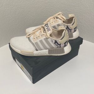 ADIDAS Women’s NMD_R1 RUNNING SHOES Sneakers - Crème colored with snake print